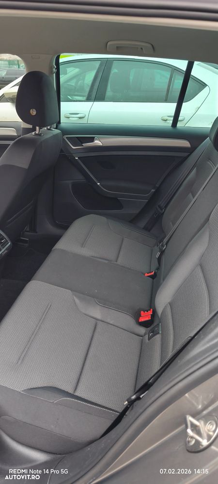 Volkswagen Golf 1.6 BlueTDI Comfortline - 13