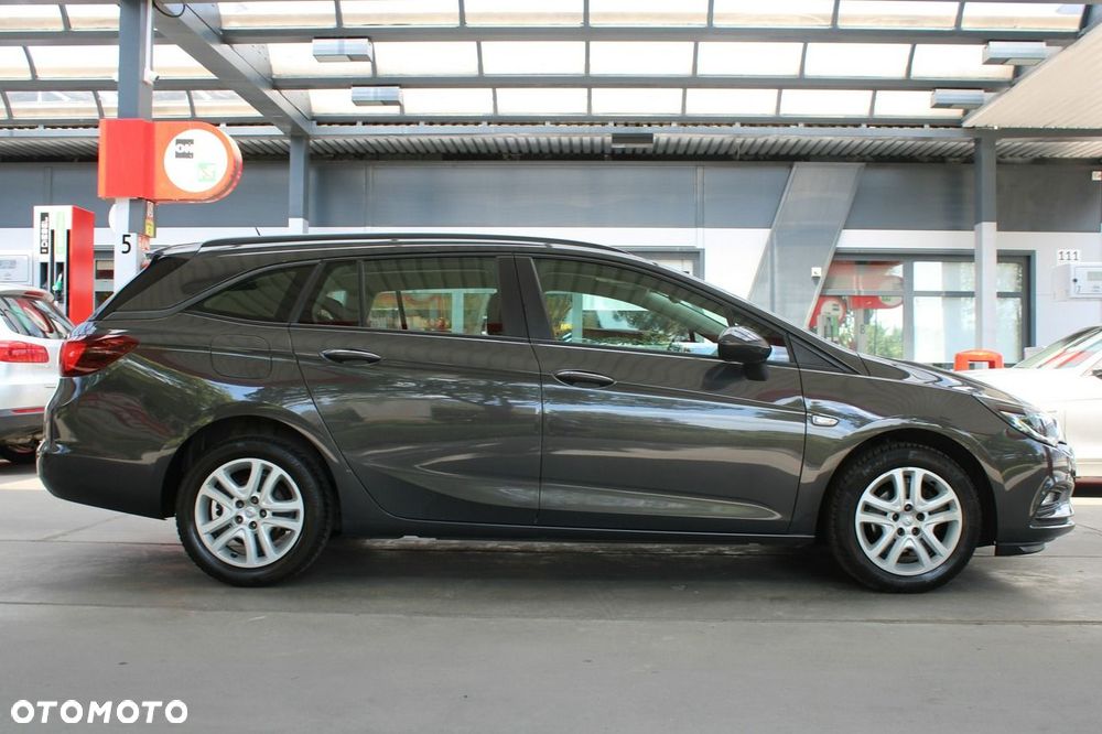 Opel Astra 1.4 T Dynamic - 4