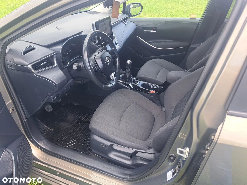 Toyota Corolla 1.5 Comfort - 19