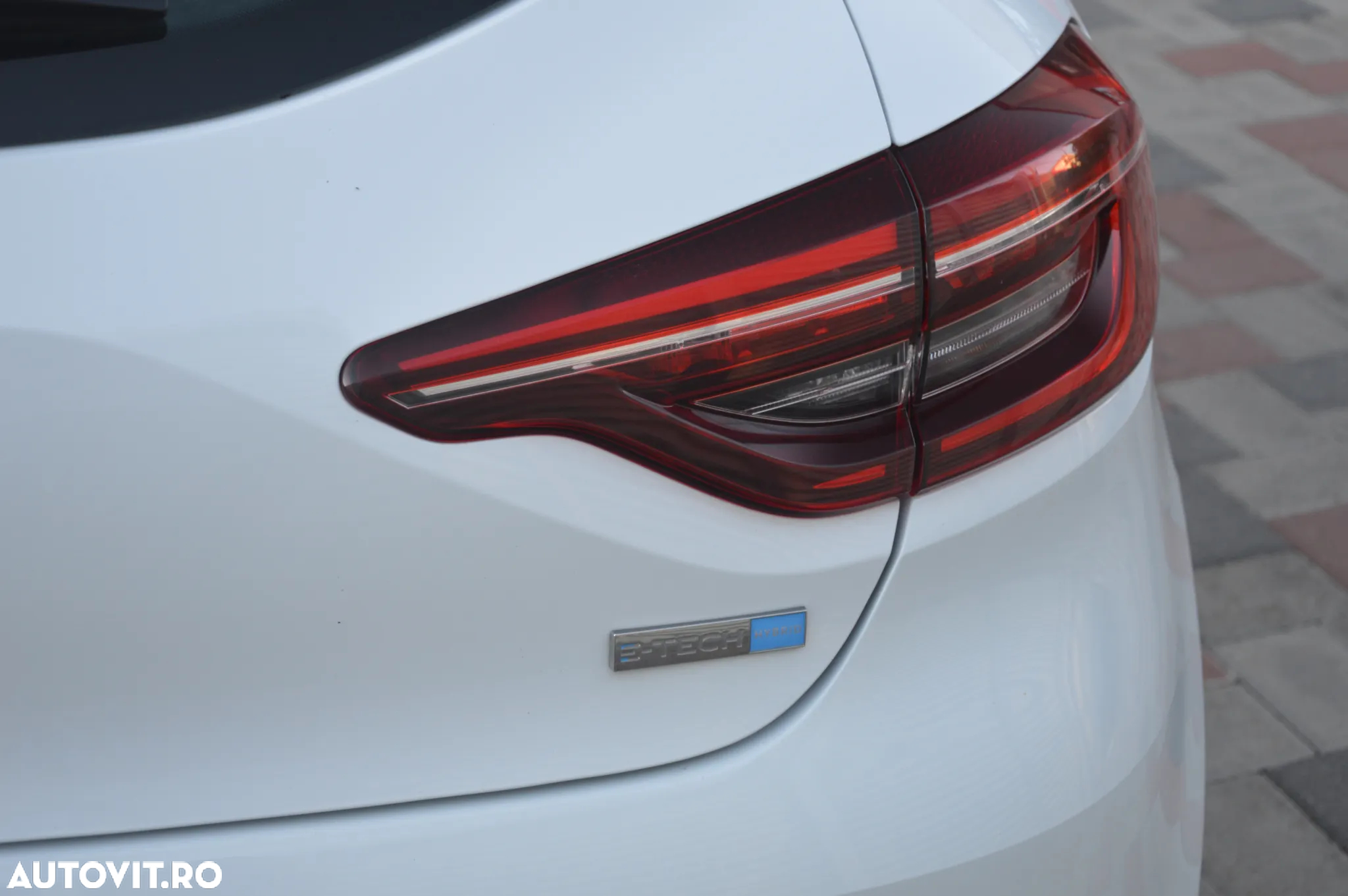 Renault Clio E-TECH Hybrid 140 BUSINESS EDITION - 36