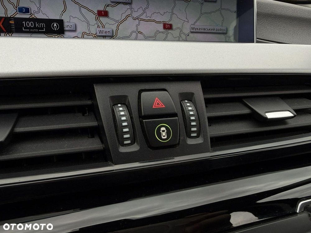 BMW X1 sDrive18i Business Edition - 27