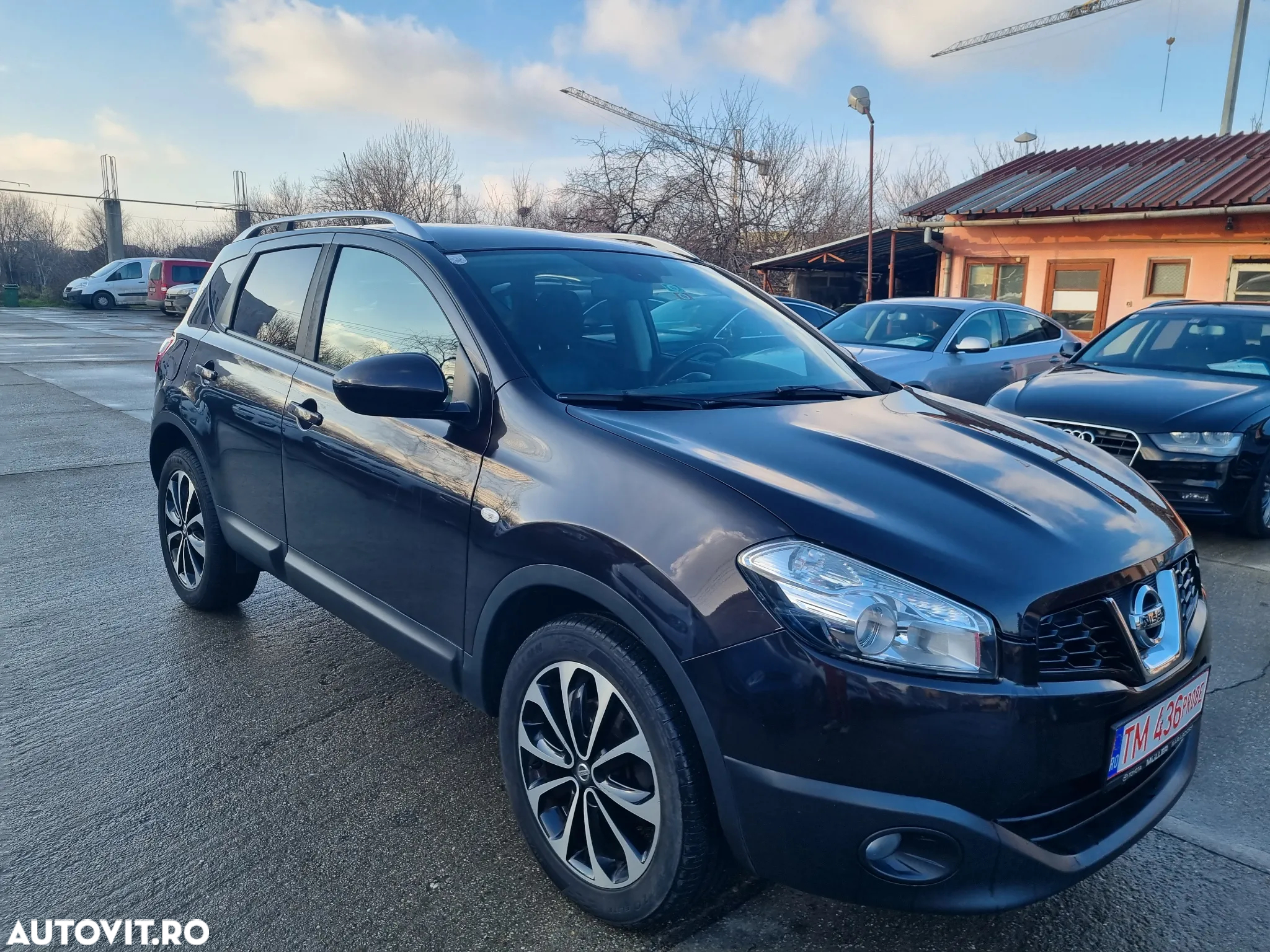 Nissan Qashqai 2.0 DCI 4 x 4 DPF Aut tekna - 3