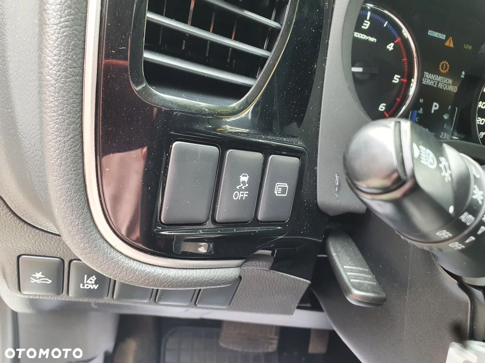 Mitsubishi Outlander 2.2 DI-D 4WD Automatik Edition 100+ - 20