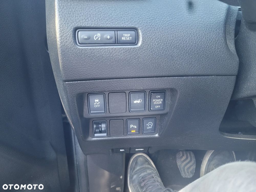 Nissan X-Trail 1.6 dCi 360 - 18