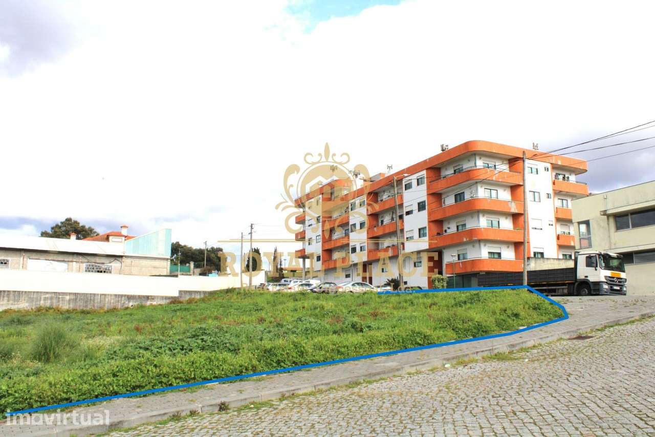 Lote para construção em Paços de Brandão - Grande imagem: 3/12