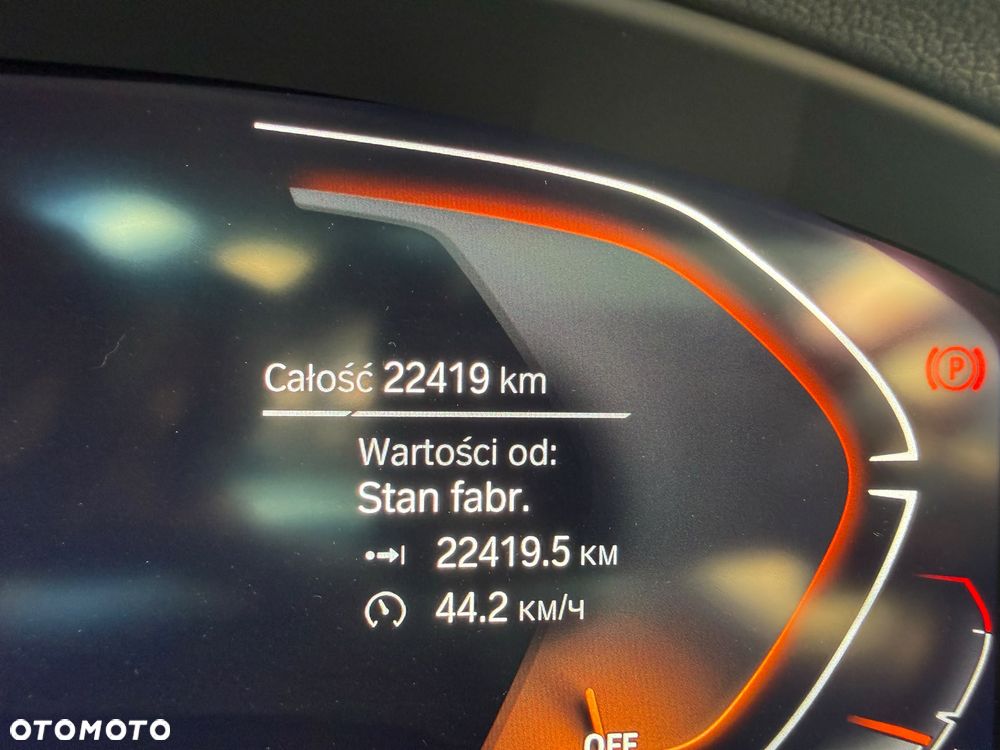 BMW X3 xDrive20i mHEV - 19