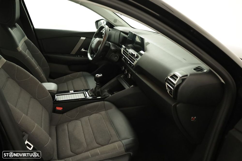 Citroën C4 1.2 PureTech Plus - 20