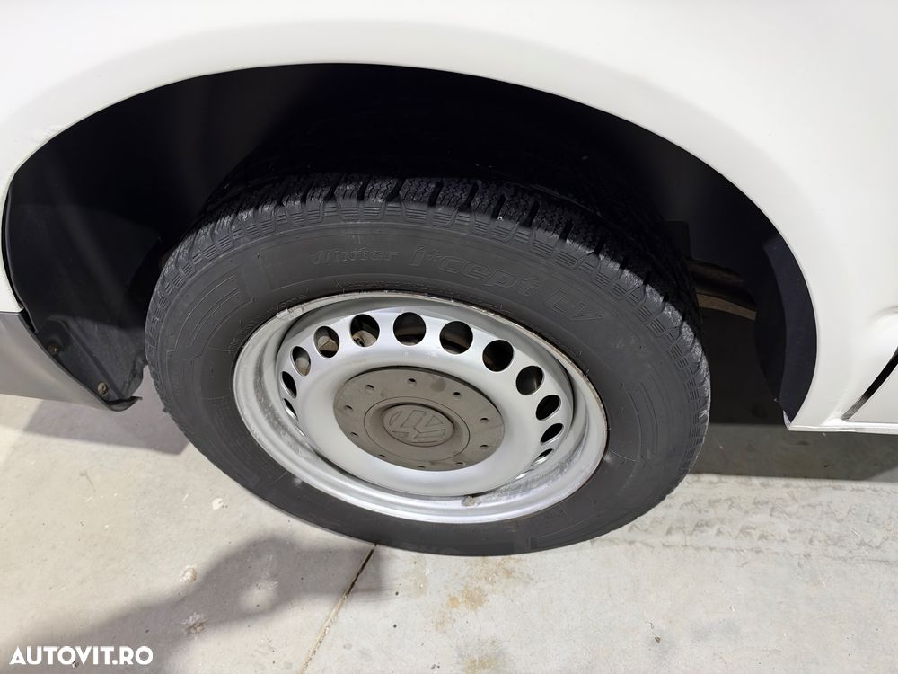 Volkswagen Transporter - 29