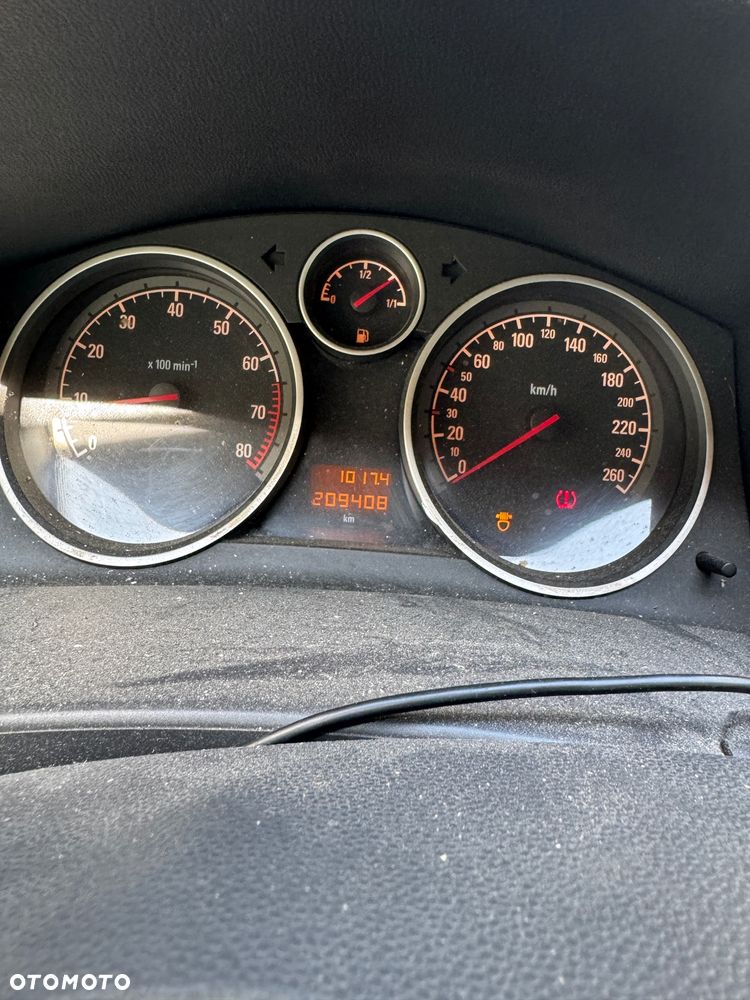 Opel Astra 2.0 Turbo Cosmo - 12