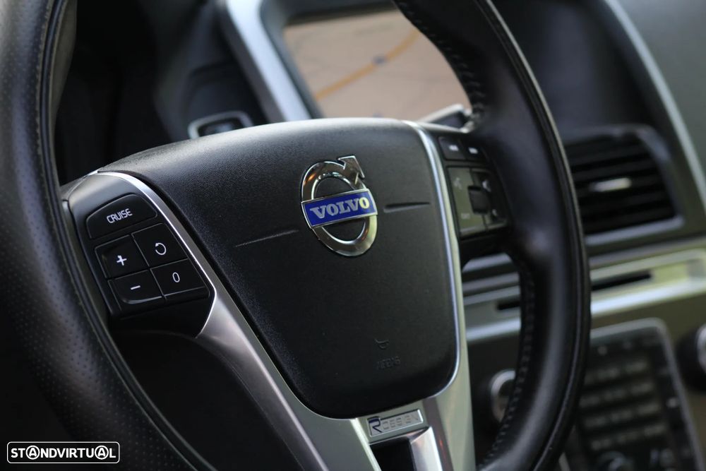 Volvo XC 60 2.0 D4 R-Design 139g Start/Stop - 27