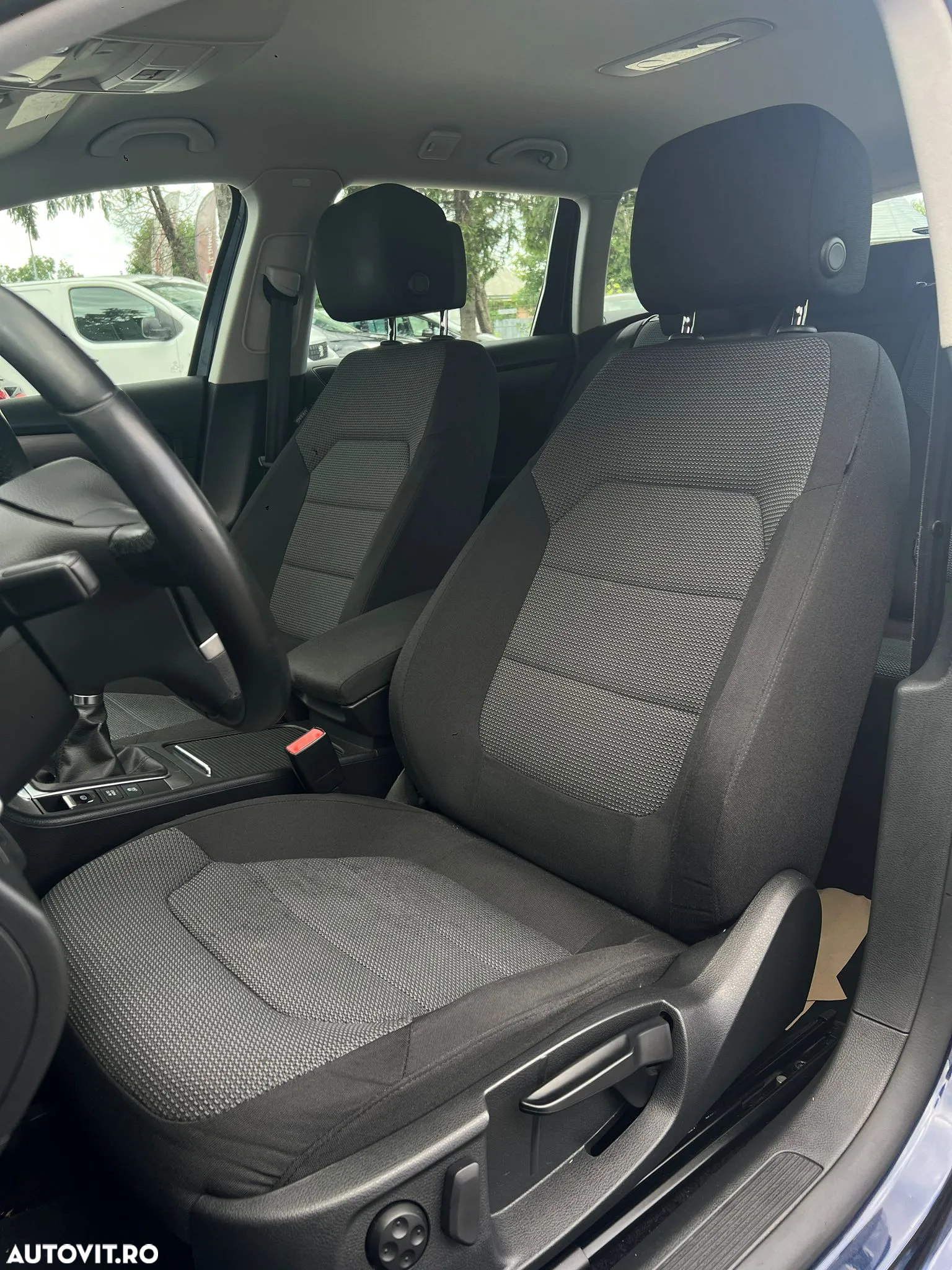 Volkswagen Passat Variant 2.0 TDI BlueMotion Technology Comfortline - 35