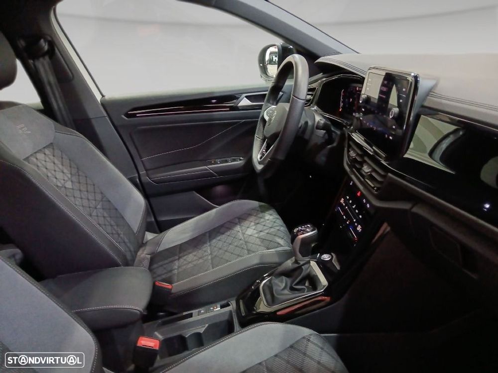 VW T-Roc 2.0 TDI R-Line DSG - 15