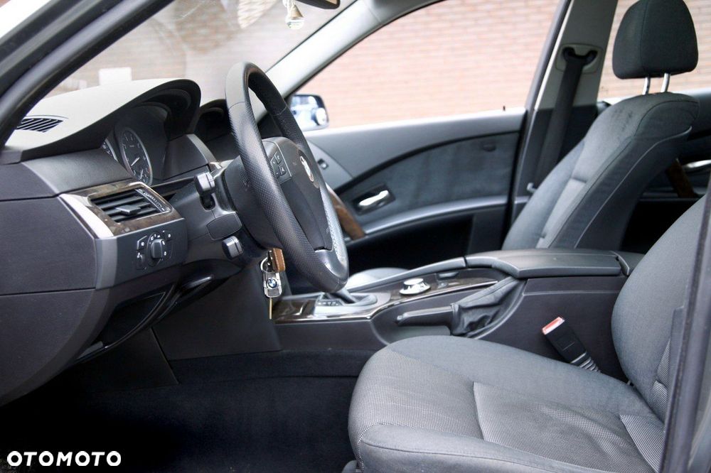 BMW Seria 5 - 12