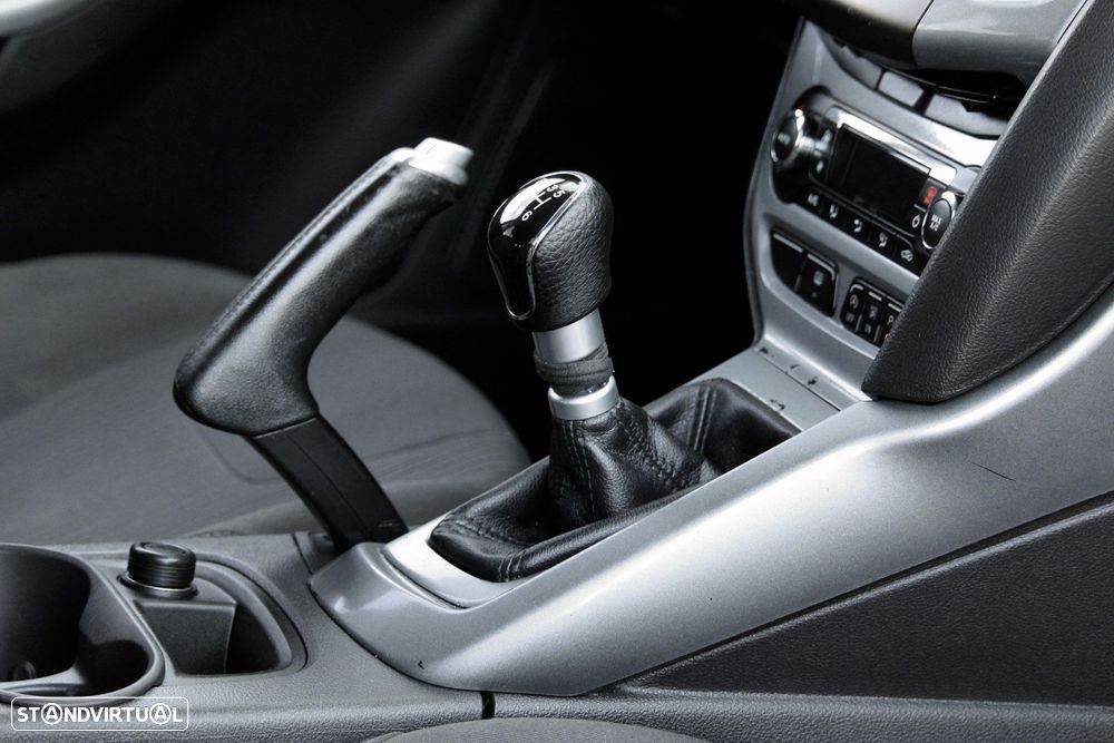 Ford Focus SW 1.0 SCTi Titanium Best - 9