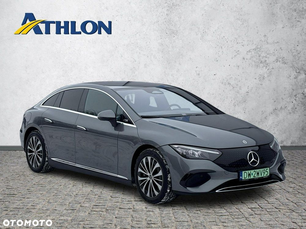 Mercedes-Benz EQE - 7