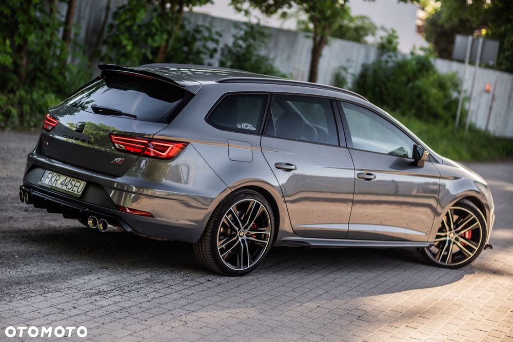 Seat Leon Sportstourer 2.0 TSI Start&Stop 4Drive DSG Cupra 300 - 22