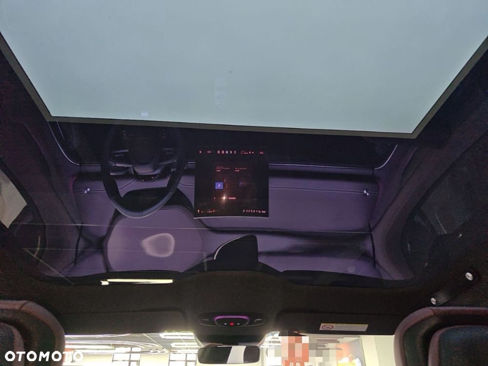 Xiaomi SU7 - 18