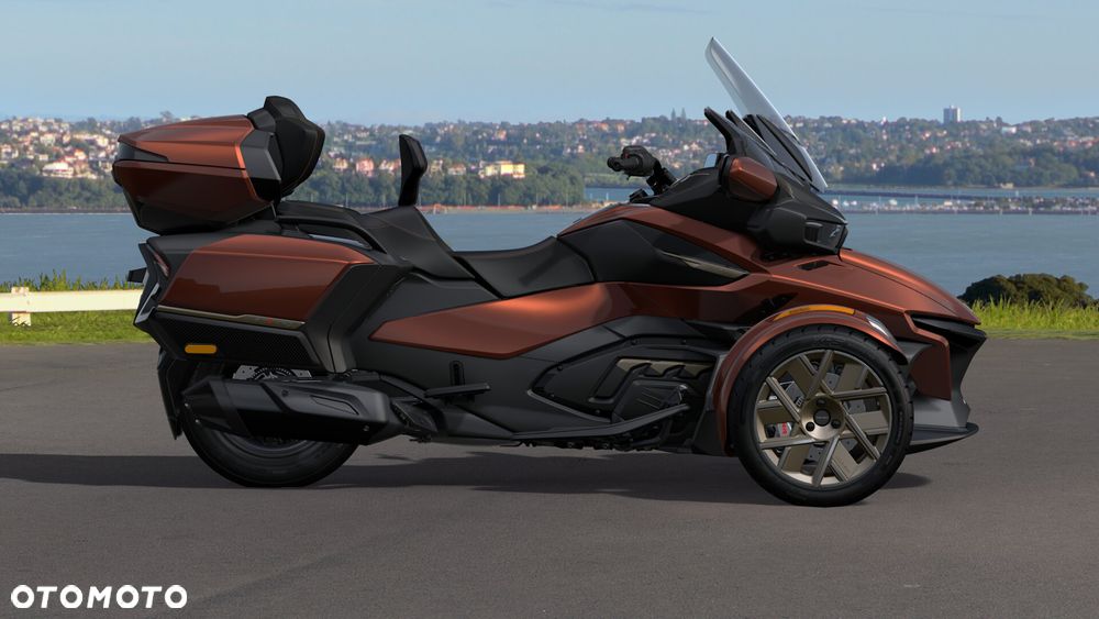 Can-Am Spyder - 6