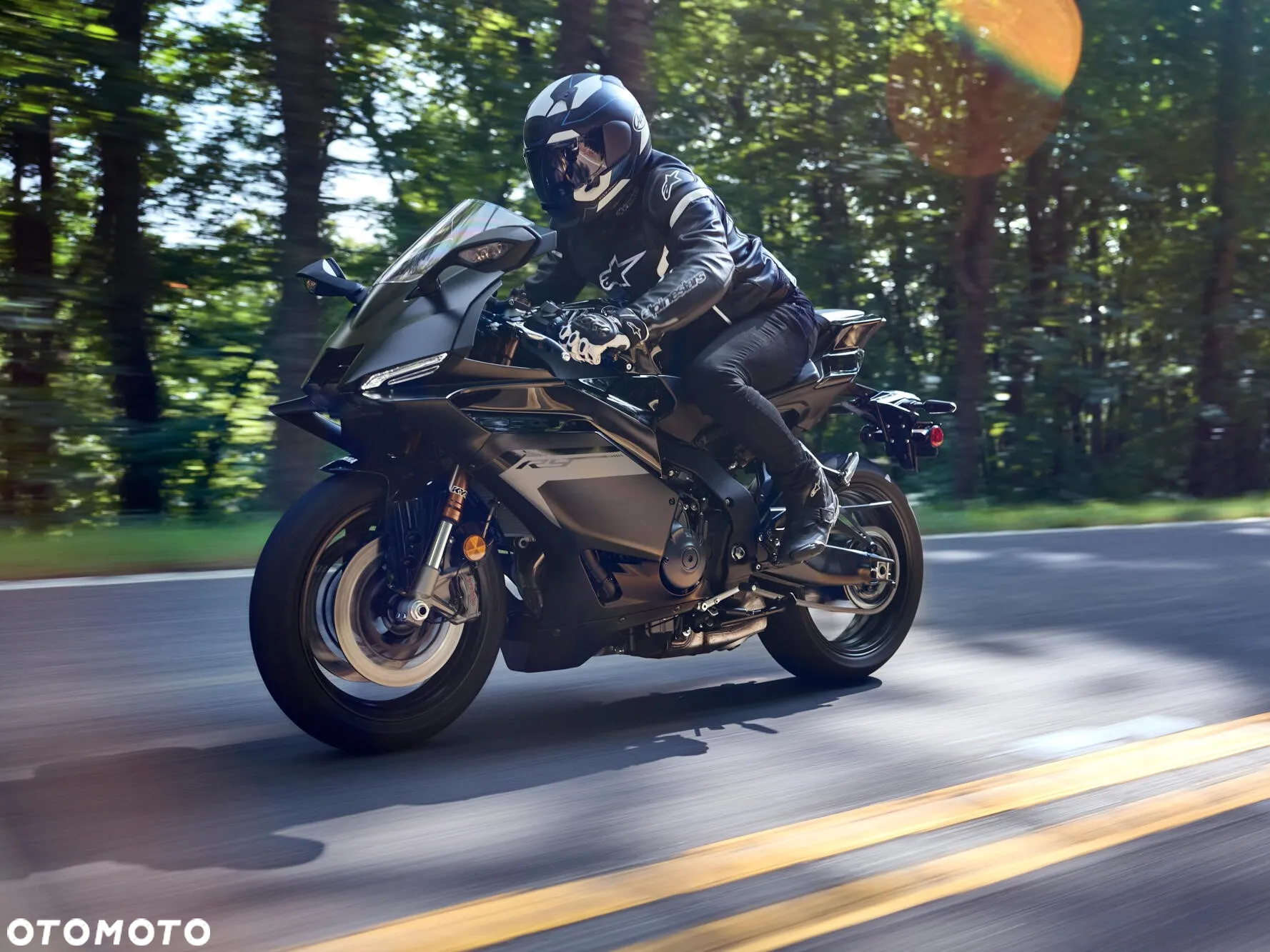 Yamaha R9 - 7