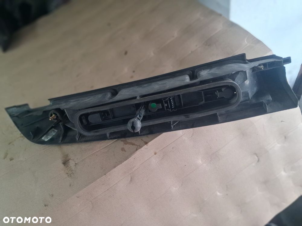 Lampa tył RENAULT KANGOO I  prawa  OE - 2