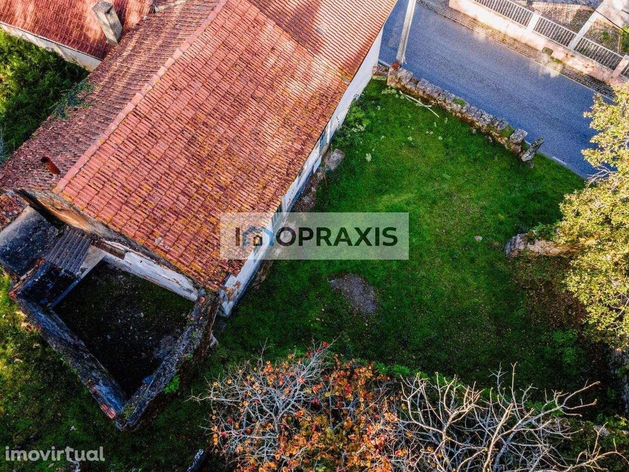 Moradia para Reconstrução na Batalha- Leiria - Grande imagem: 2/33