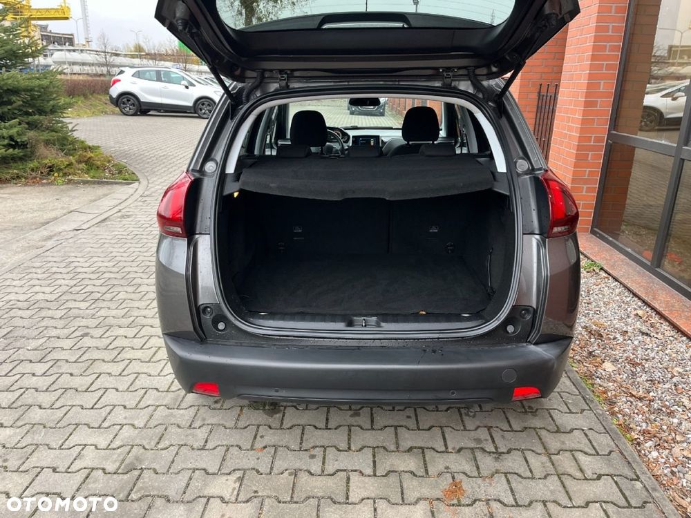 Peugeot 2008 PureTech 82 Signature - 28