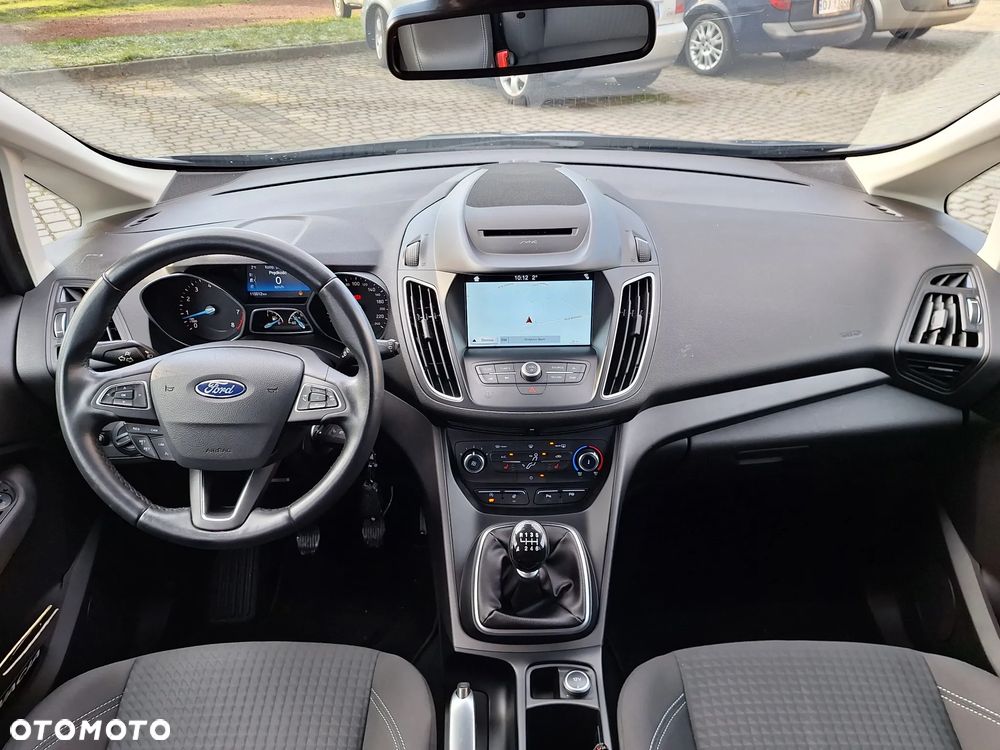 Ford Grand C-MAX - 12