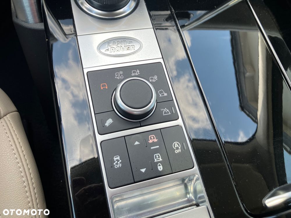 Land Rover Discovery 3.0 Sd6 HSE Luxury - 9