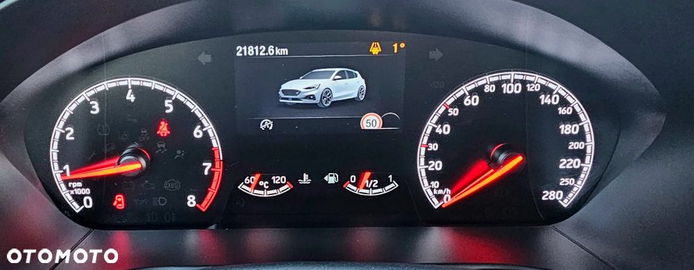 Ford Focus 2.3 EcoBoost S&S ST Edition - 22