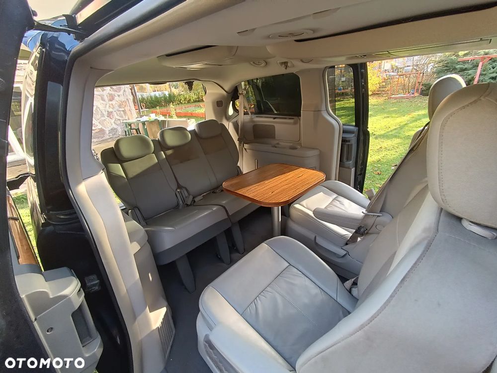 Chrysler Town & Country 4.0 Limited - 17