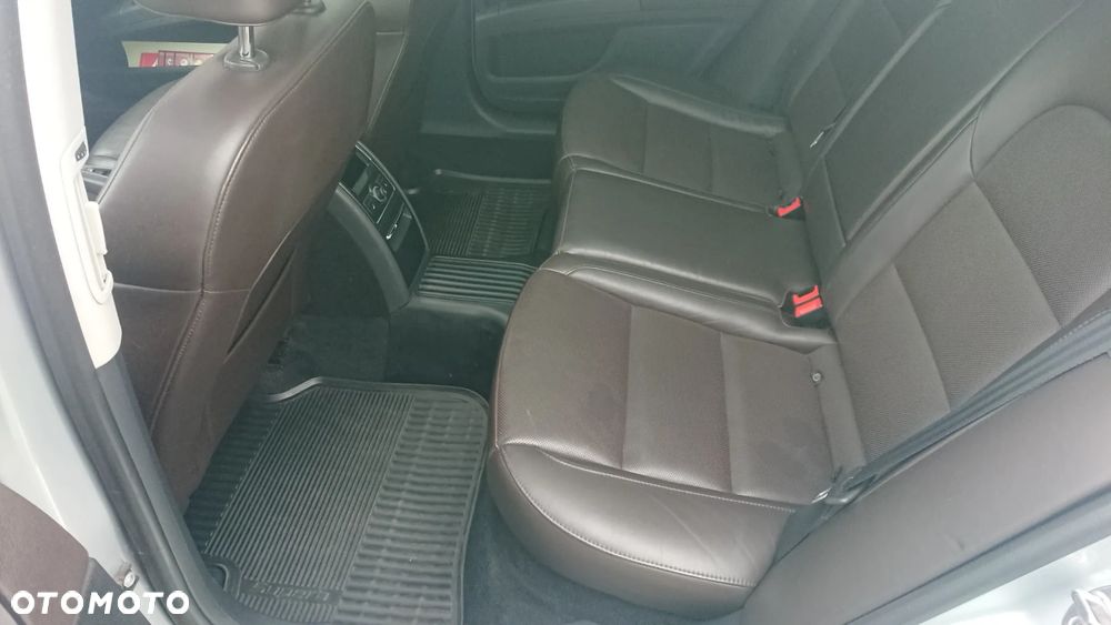Skoda Superb 2.0 TDI 4x4 L&K DSG - 12