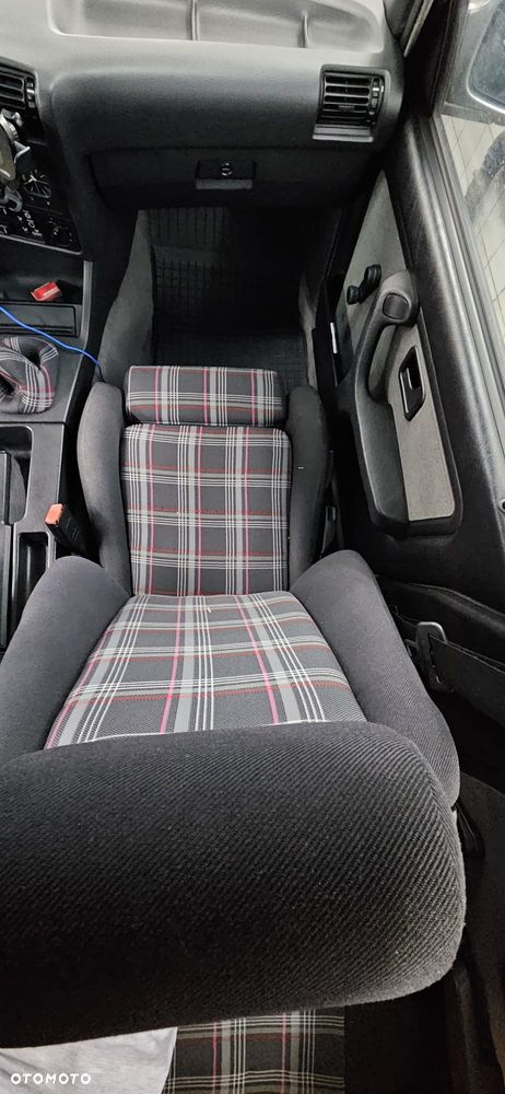 BMW Seria 3 ver-325ix - 13