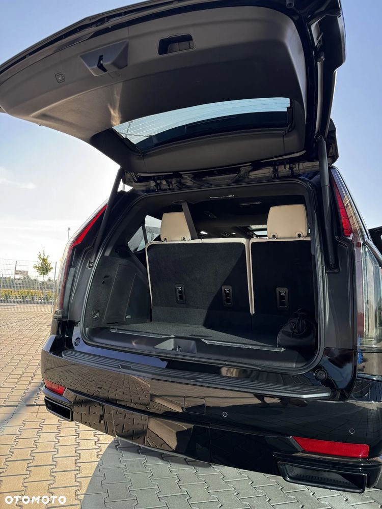 Cadillac Escalade 6.2 V8 AWD AT Platinum - 9