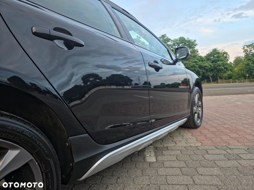 Volvo V40 D2 Momentum - 39
