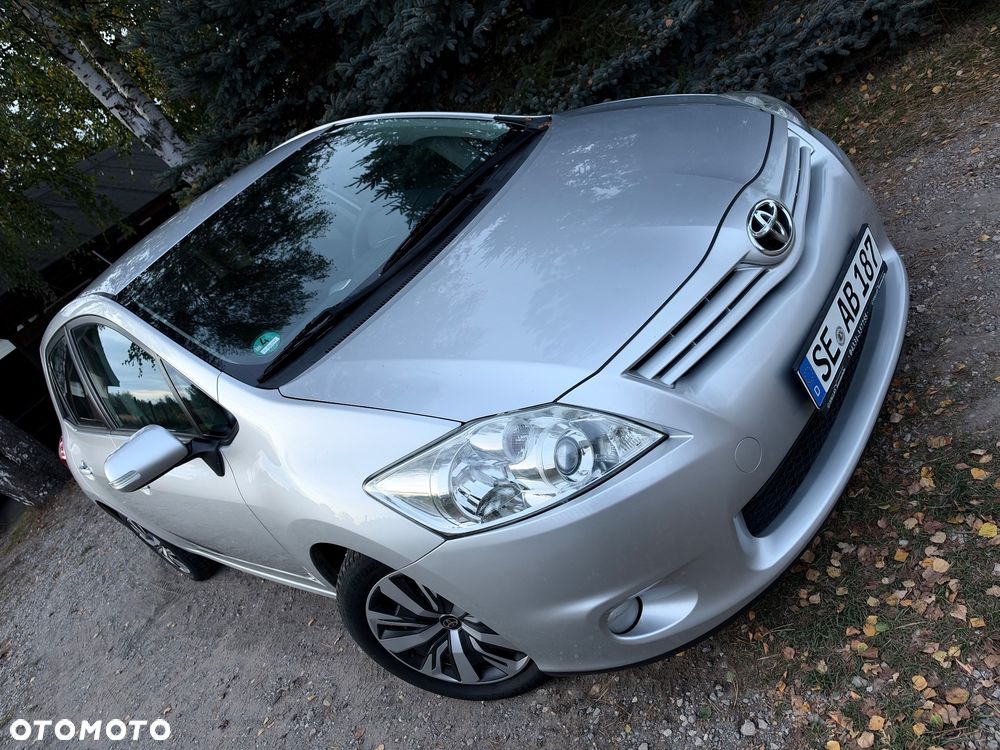 Toyota Auris - 18