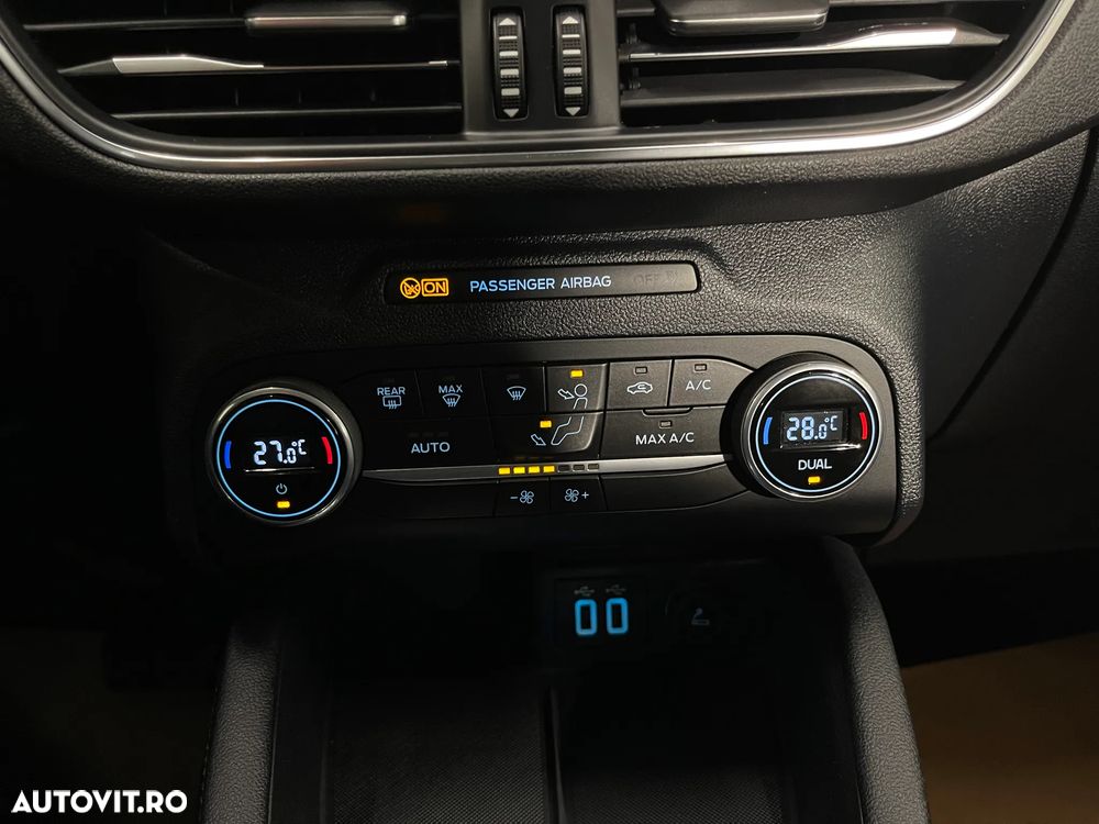 Ford Kuga 1.5 EcoBlue Aut. TITANIUM - 23