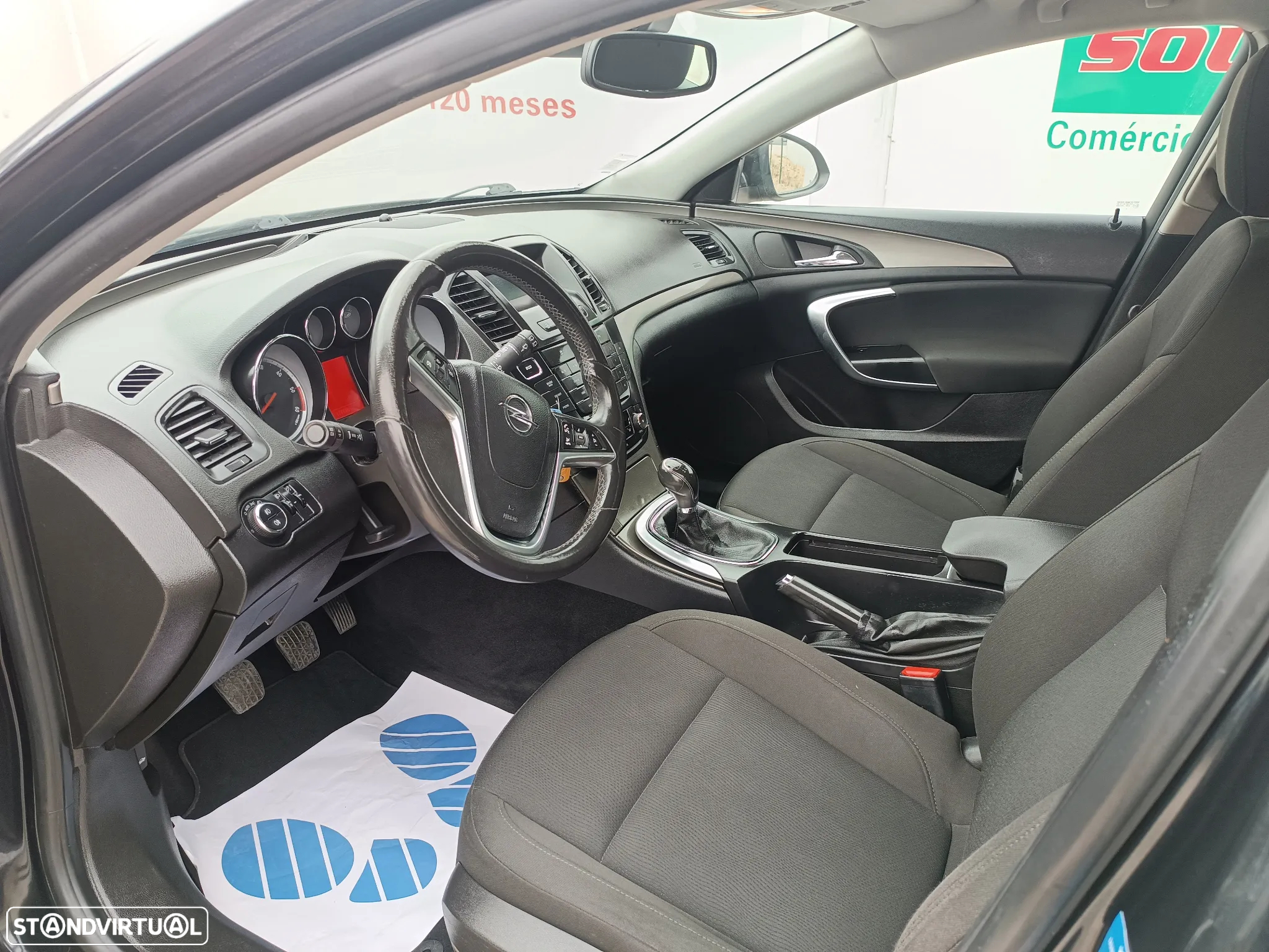 Opel Insignia Sports Tourer 2.0 CDTi Executive S/S - 17