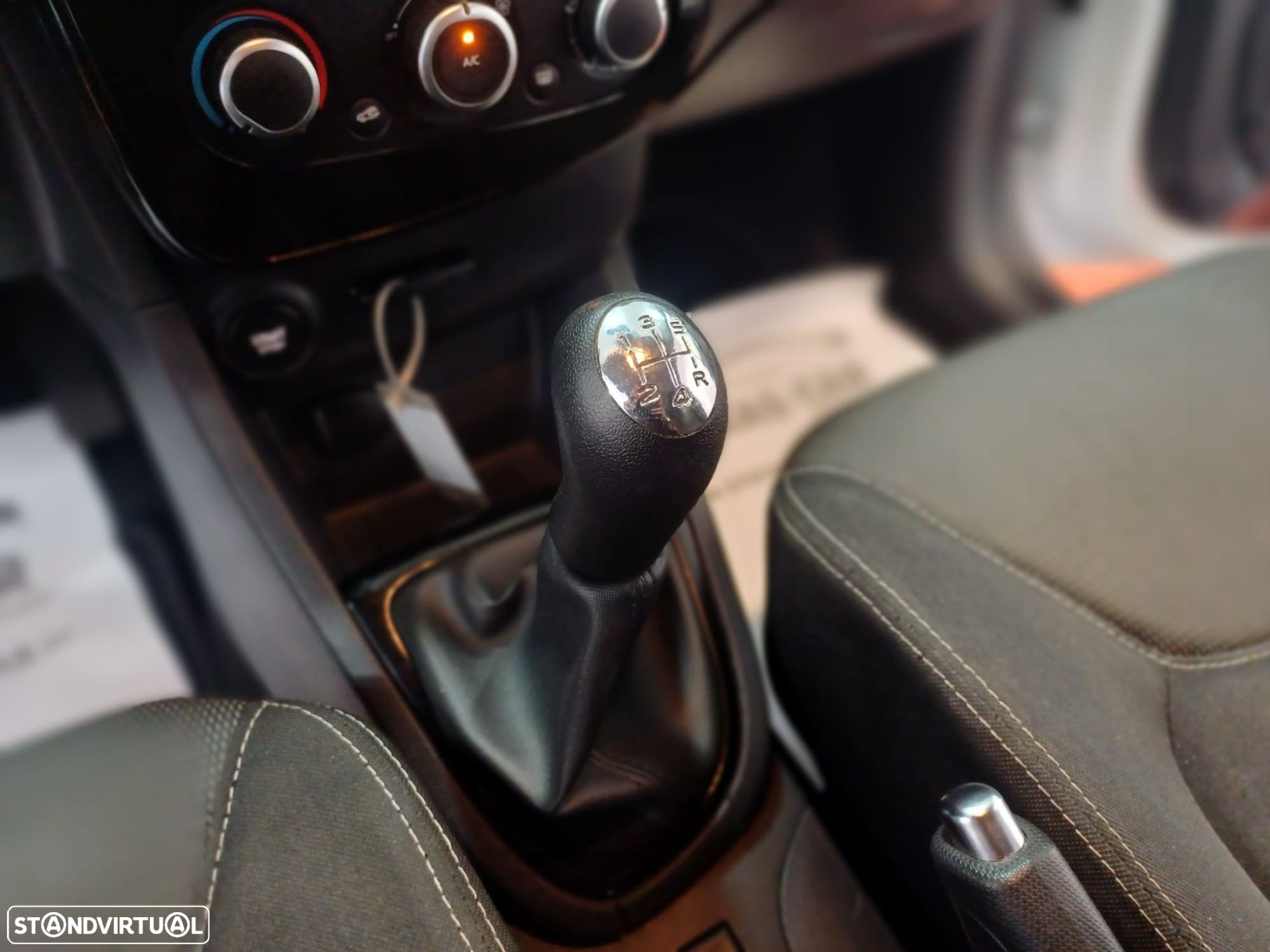 Renault Clio 1.5 dCi Dynamique S - 19