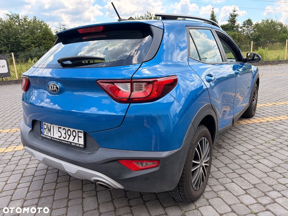 Kia Stonic - 10