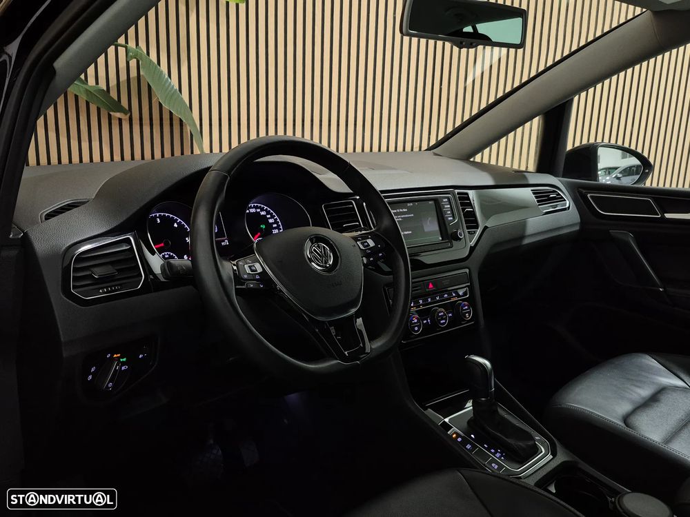 VW Golf Sportsvan 1.6 TDI Highline DSG - 10