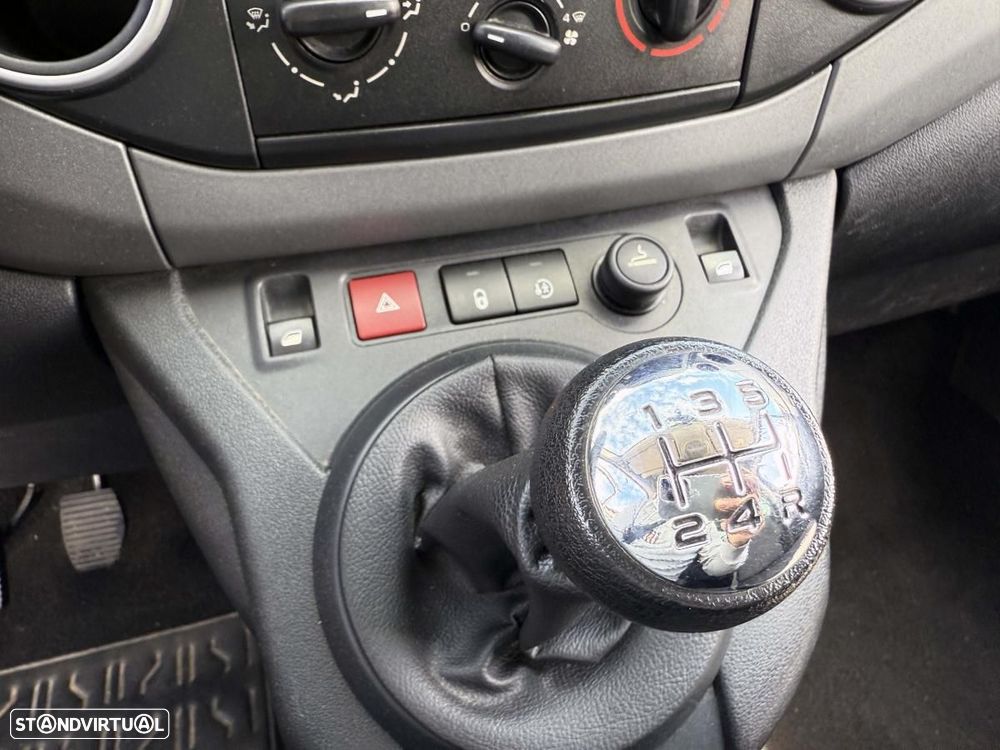 Peugeot Partner 1.6 BlueHDi Style - 25