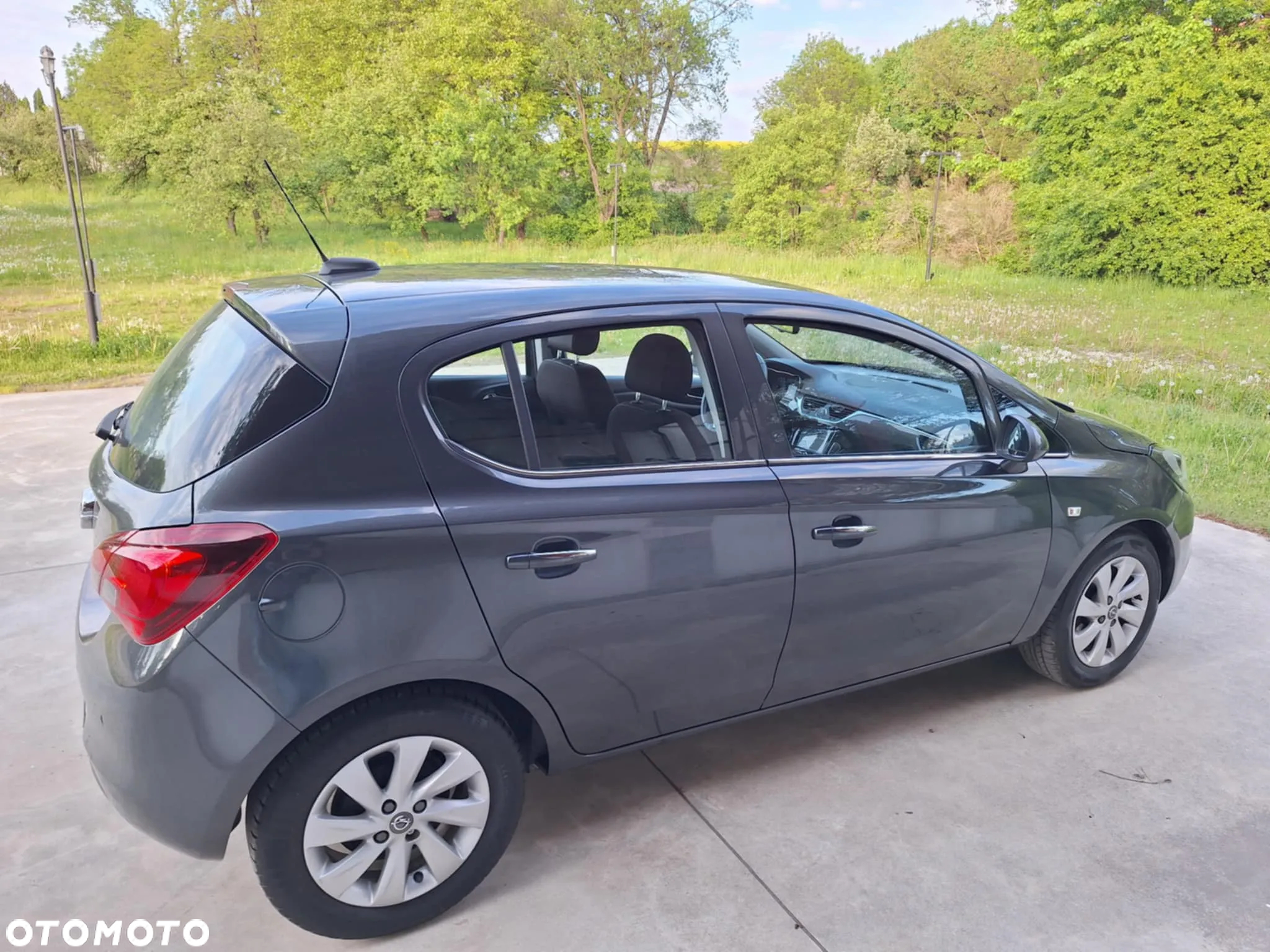 Opel Corsa 1.2 Cosmo - 27