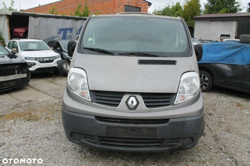 Renault Trafic - 2