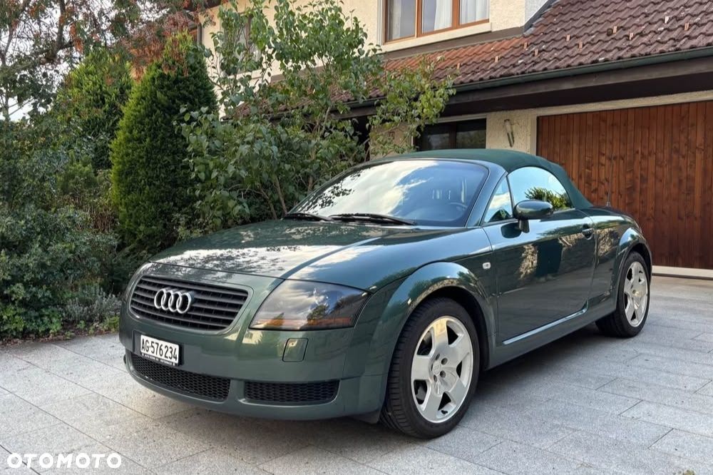 Audi TT Roadster - 1