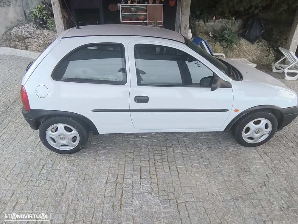 Opel Corsa - 2