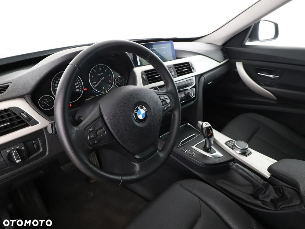 BMW Seria 3 318d Advantage - 15