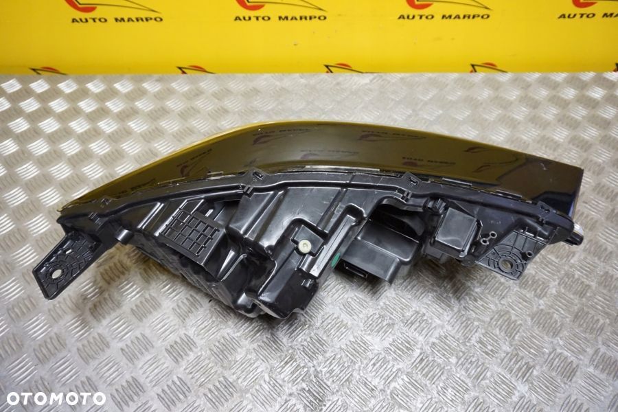 FORD EDGE 2019 - REFLEKTOR LAMPA LED BASE LEWA USA - 6
