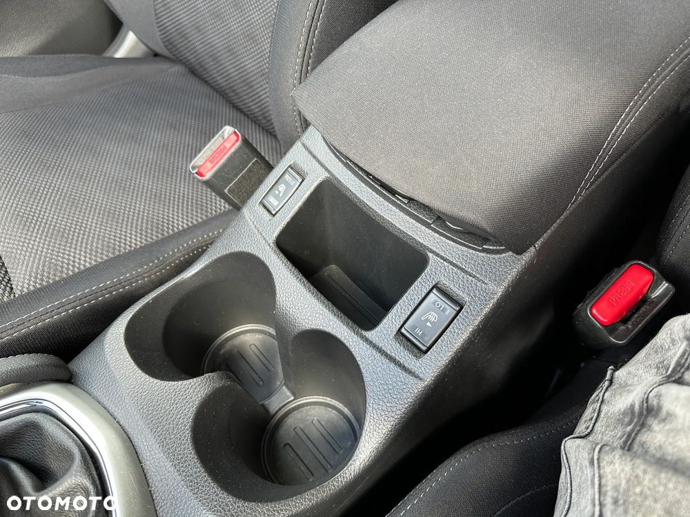 Nissan Qashqai - 17