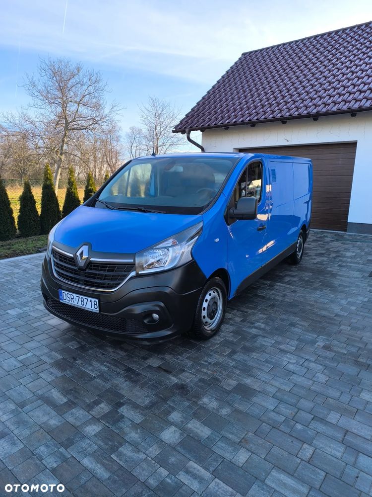 Renault Trafic - 2
