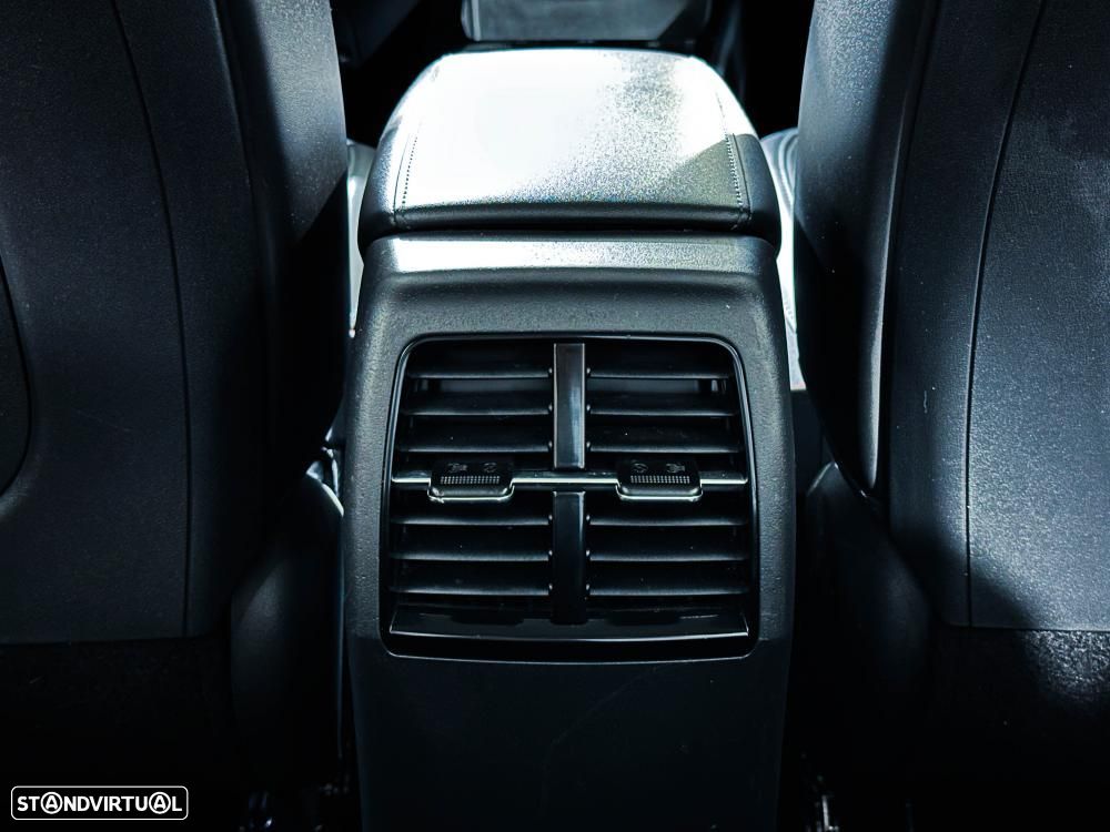 Kia Niro EV 64kWh Drive - 26